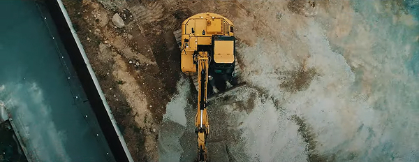 採用PRムービー『礎を築く』篇